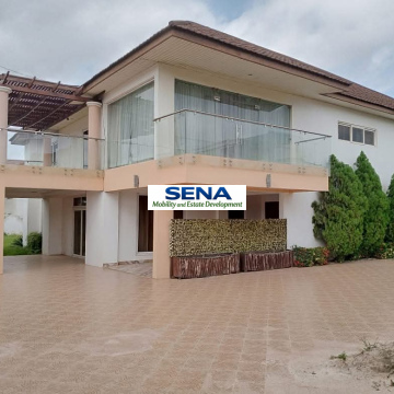 EAST AIRPORT 8 BEDROOM HOUSE FOR SALE 